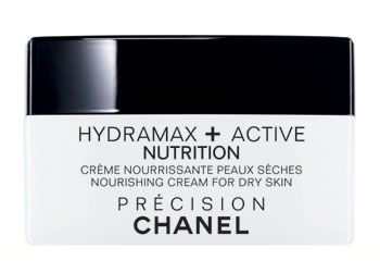 香奈儿润泽滋养乳霜(HYDRAMAX + ACTIVE NUTRITION NOURISHING CREAM)蕴含高效润泽与滋养活性成分,能长时间维持肌肤理想的润泽度,补充肌肤所缺少的脂质,为干性肌肤带来极致润泽的柔嫩触感。